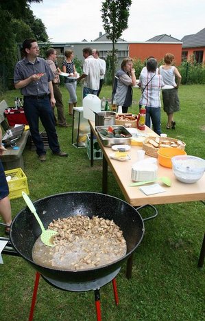 GoDi-Spielplatz-2009-06.jpg GoDi-Spielplatz-2009-06.jpg