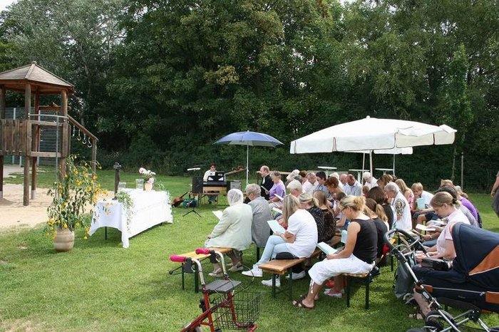 GoDi-Spielplatz-2009-01_01.jpg GoDi-Spielplatz-2009-01_01.jpg